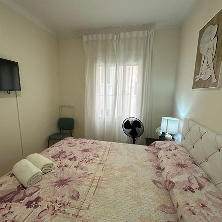 Rooms Nueva Valencia Barcelona Zewnętrze zdjęcie